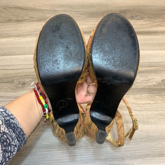 Mudd Y2K Retro Women’s 7M Sandals Strappy Block Heels Floral Tapestry Platforms - Picture 7 of 11